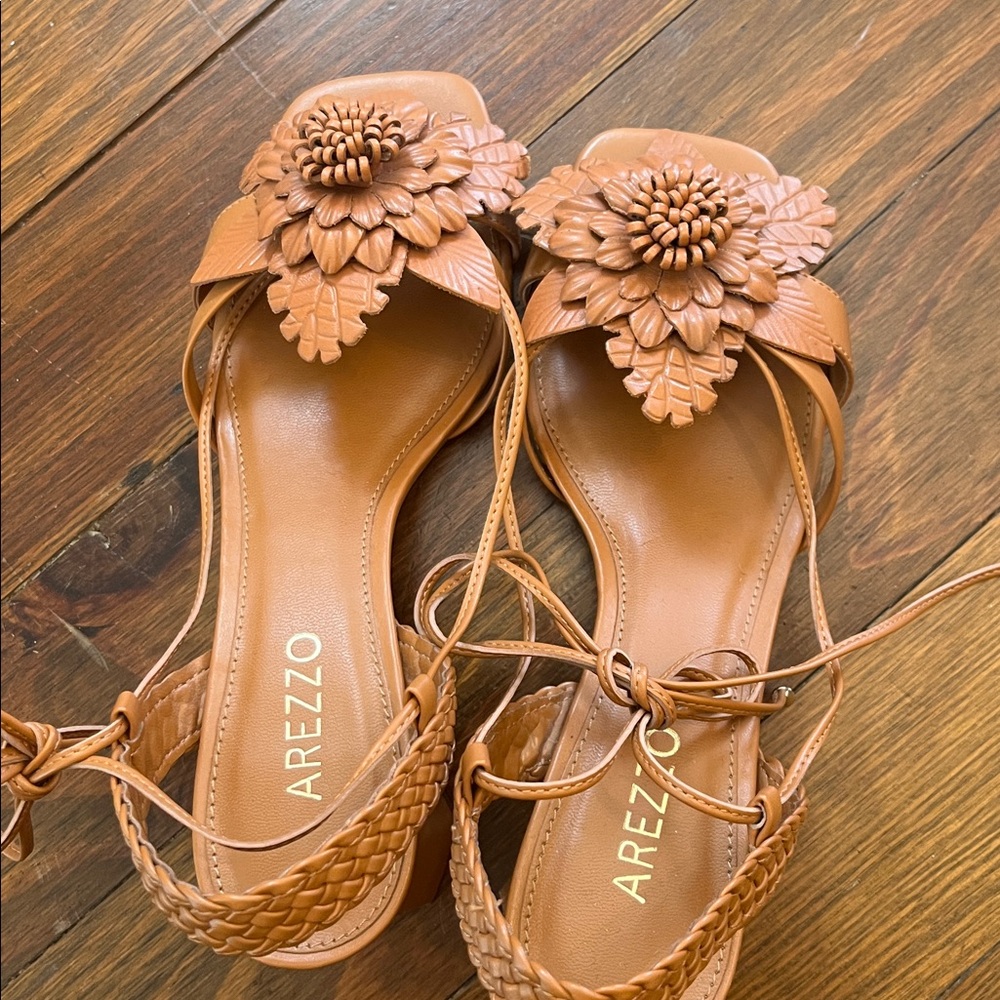 Arezzo Brown Ankle Wrap Heeled Sandal with Flower Detail Size 7.5 - Picture 5 of 7